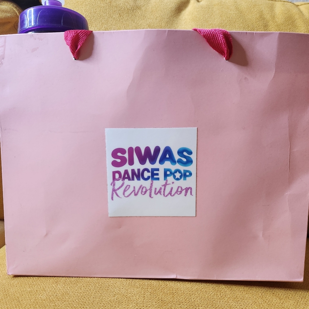 JoJo Siwas dance pop revolution gift bag!